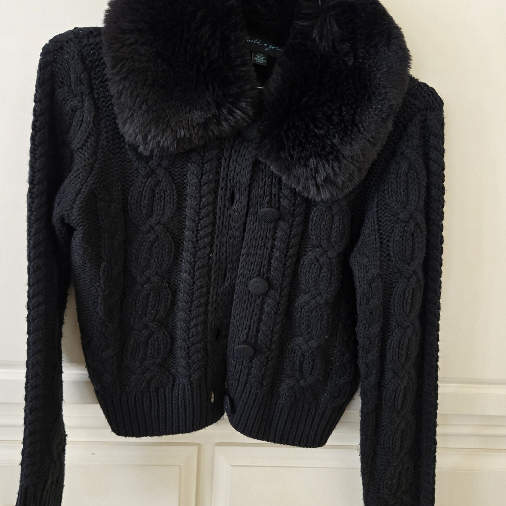 Faith & Zoe Black Faux Fur Collar Cardigan